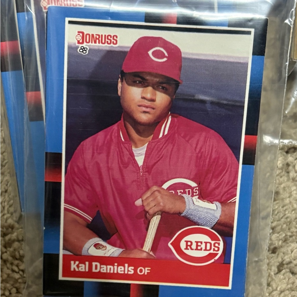 Vintage Lot of 30 Donruss Baseball Cards 1988 mint or near mint condition.